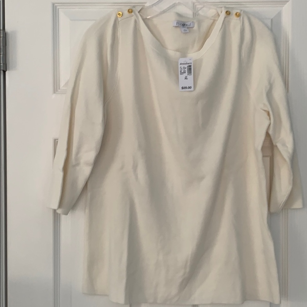 Soft 3/4 sleeve sweater